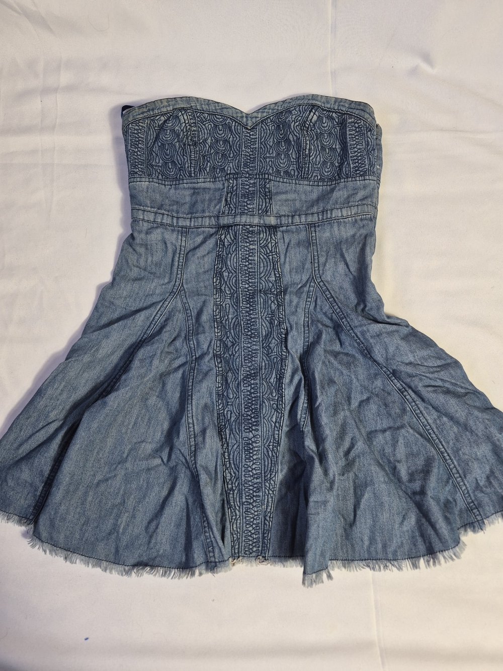 Free People Darling Denim Mini Dress Strapless Size 4 $98 Fit And Flare Embroid